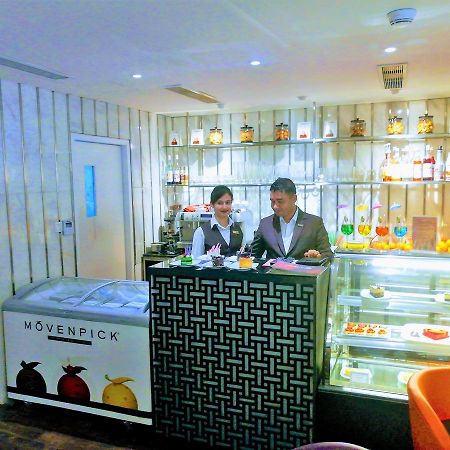 Grace 21 Smart Hotel Дака Екстериор снимка