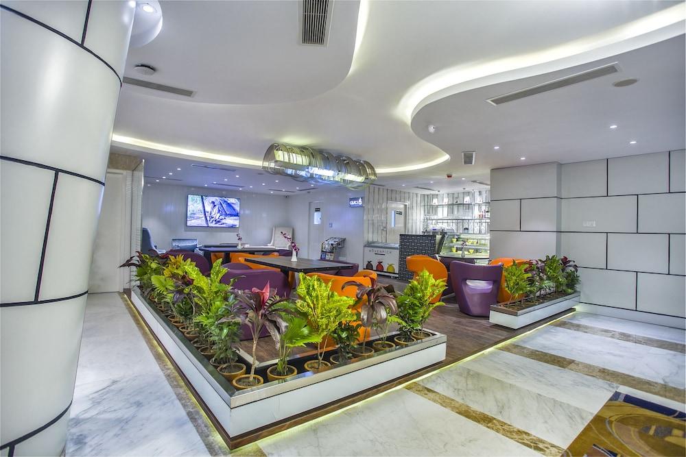 Grace 21 Smart Hotel Дака Екстериор снимка