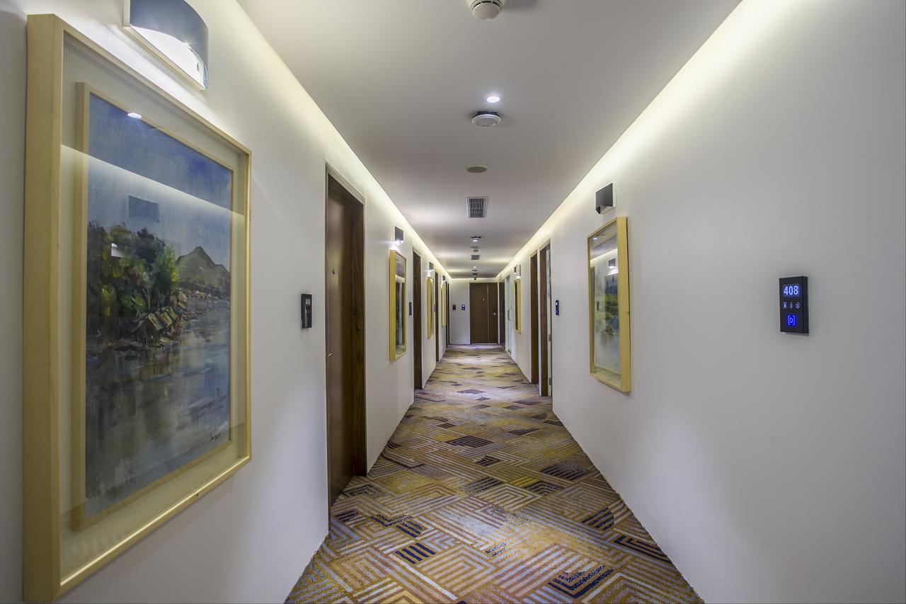 Grace 21 Smart Hotel Дака Екстериор снимка